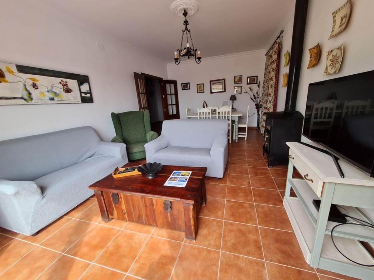 Chalet Las Adelfas Chaparrillo 科尼尔-德拉弗龙特拉 外观 照片
