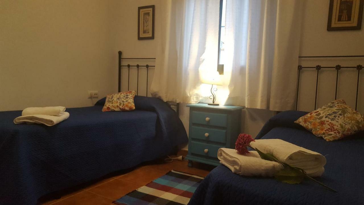 Chalet Las Adelfas Chaparrillo 科尼尔-德拉弗龙特拉 外观 照片