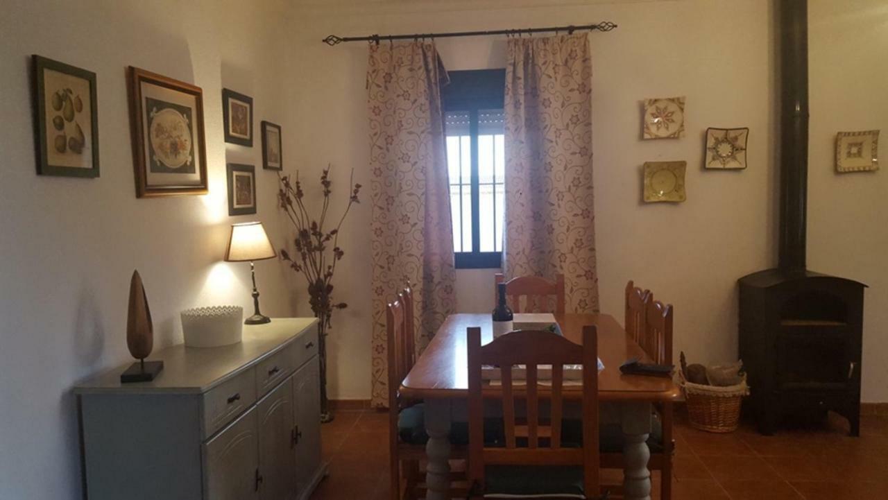 Chalet Las Adelfas Chaparrillo 科尼尔-德拉弗龙特拉 外观 照片